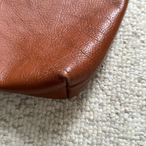 Madewell Transport Tote Small - vegan leather, tan - Picture 7 of 15